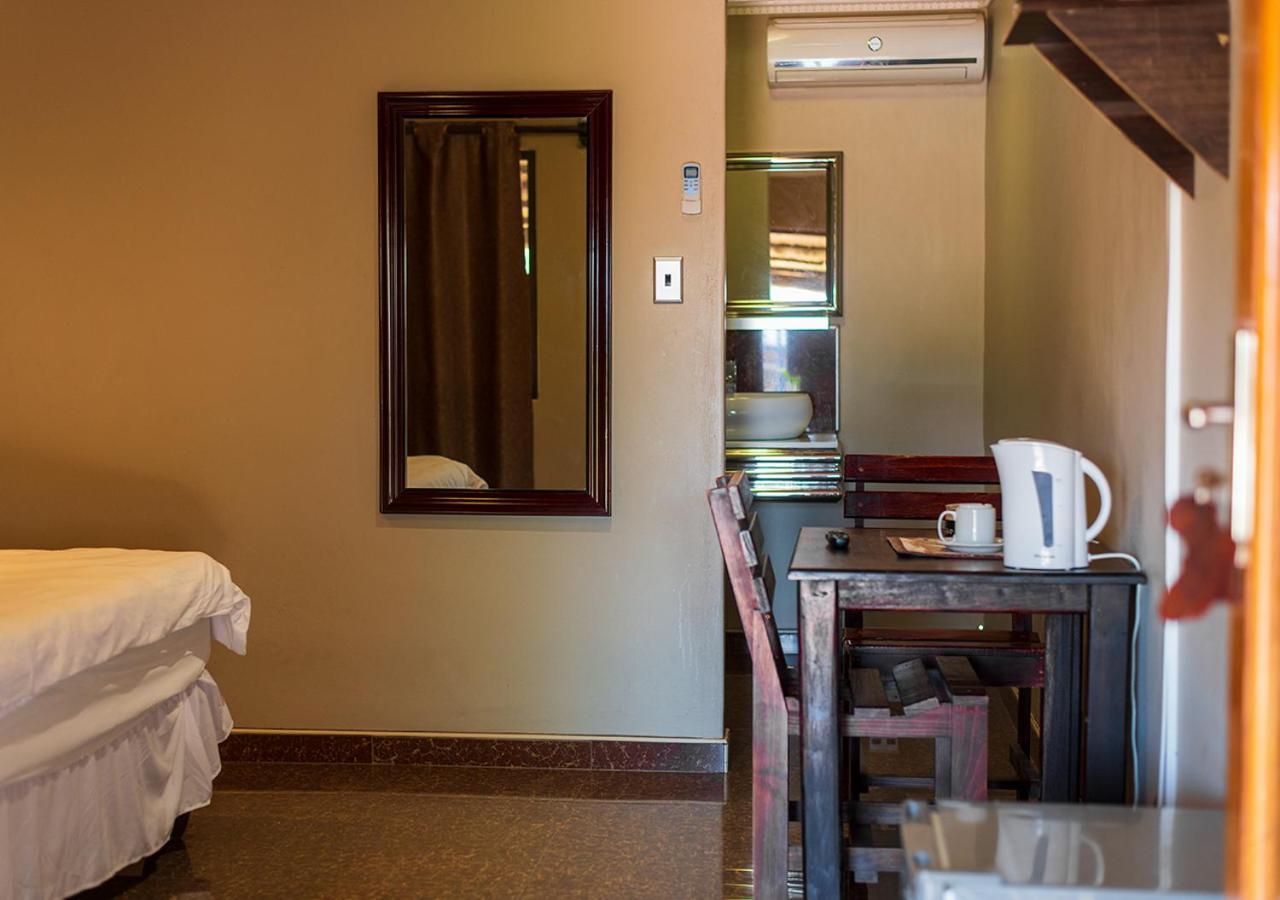 Msc Hotel Otjiwarongo Monitronics Kültér fotó