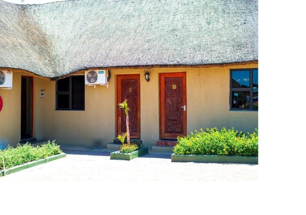 Msc Hotel Otjiwarongo Monitronics Kültér fotó